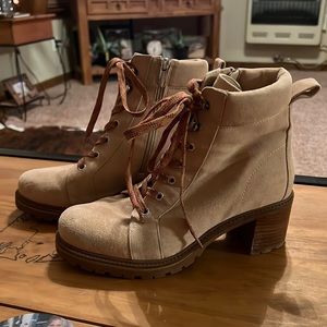 Vince Camuto Leather Lace-Up Ankle Boots - Gaviana 8W